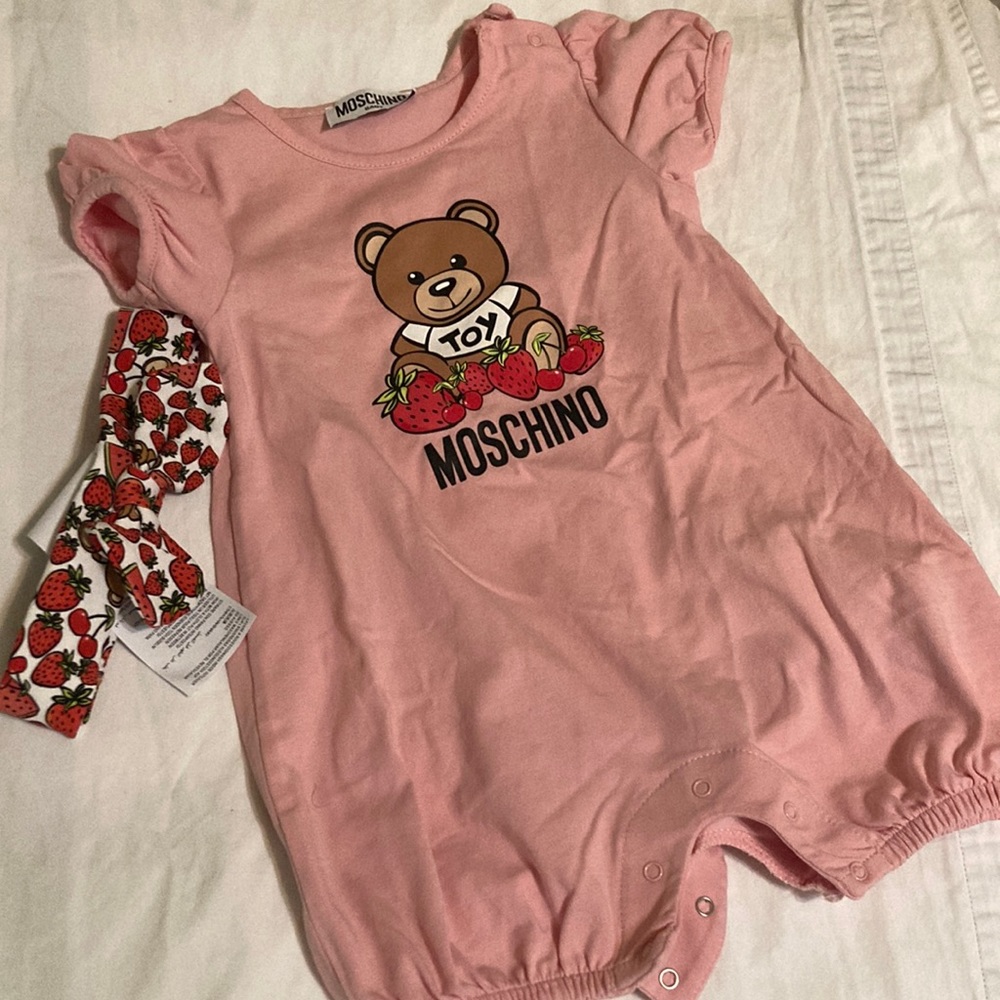 Moschino baby 6-9 month romper